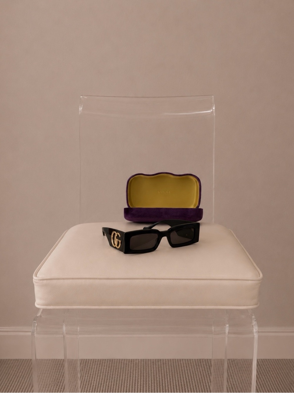 Authentic Gucci rectangular sunglasses (Brand New)